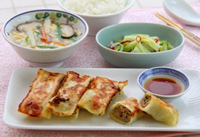 棒餃子・キャベツの中華風甘酢漬け・長芋と卵のとろ〜りスープ