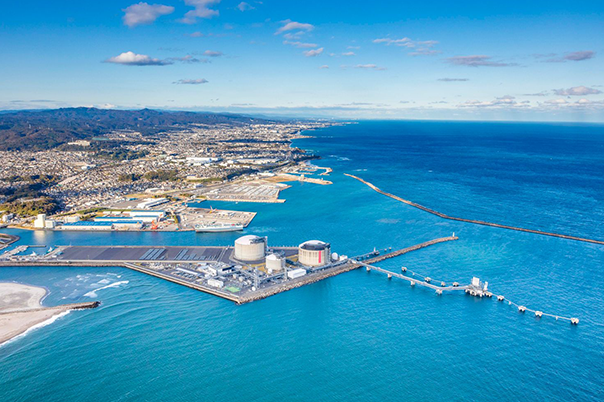 首都圏のエネルギー安定供給の重要拠点。LNG基地が挑む「攻め」のDX最前線
