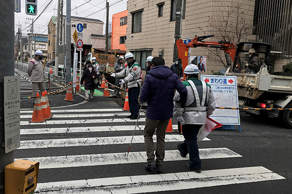 導管工事現場のユニバーサル診断トライアル